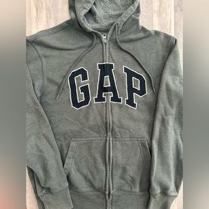 Boys gap zip up hoodie